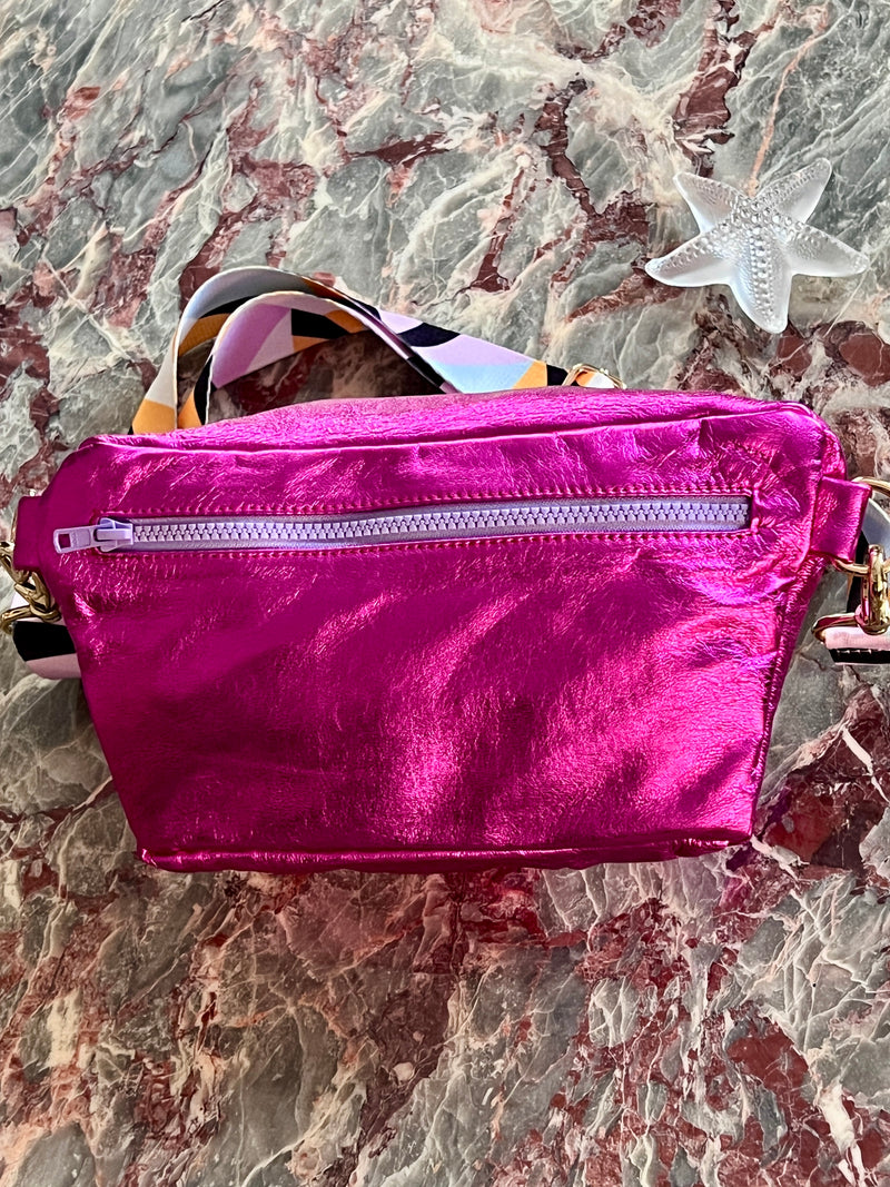 WINTER WONDER  | XL Metallic Fushia BySoBumBag