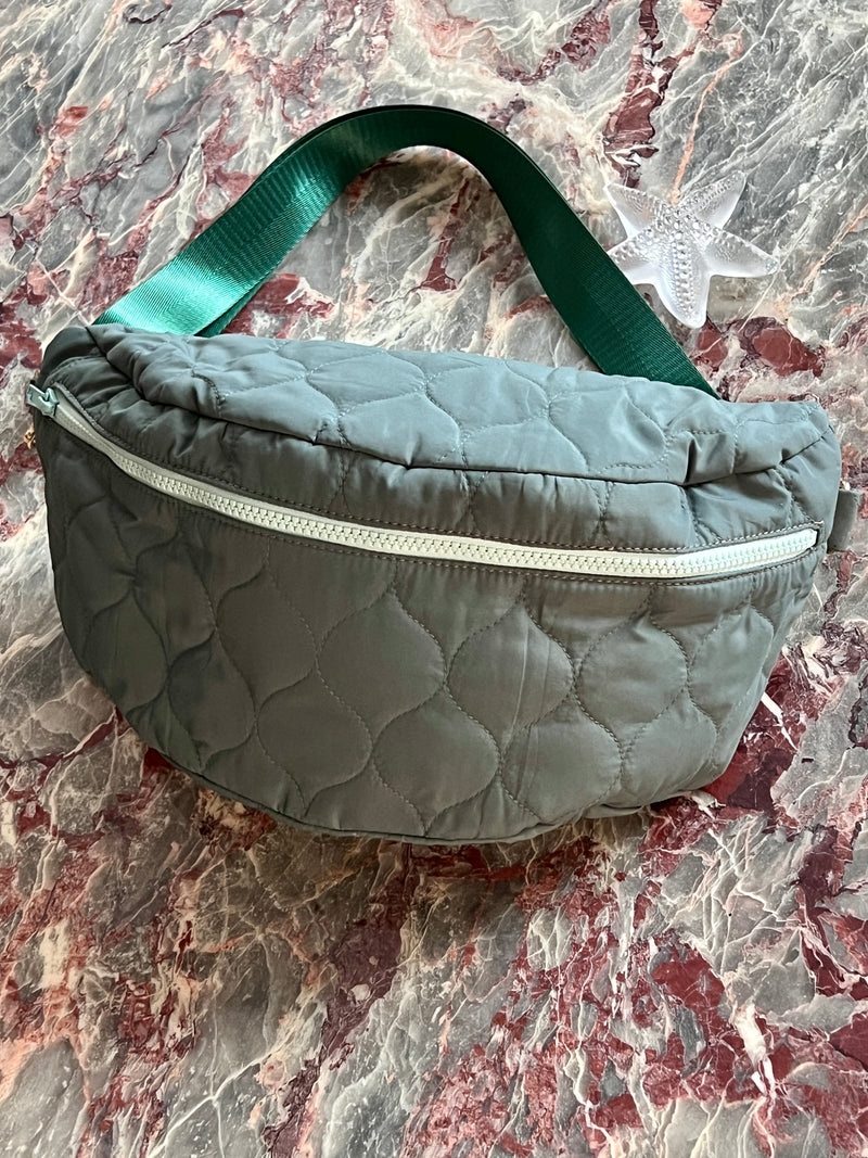 WINTER WONDER | XXL Quilted Green BySoBumBag *vegan-friendly*