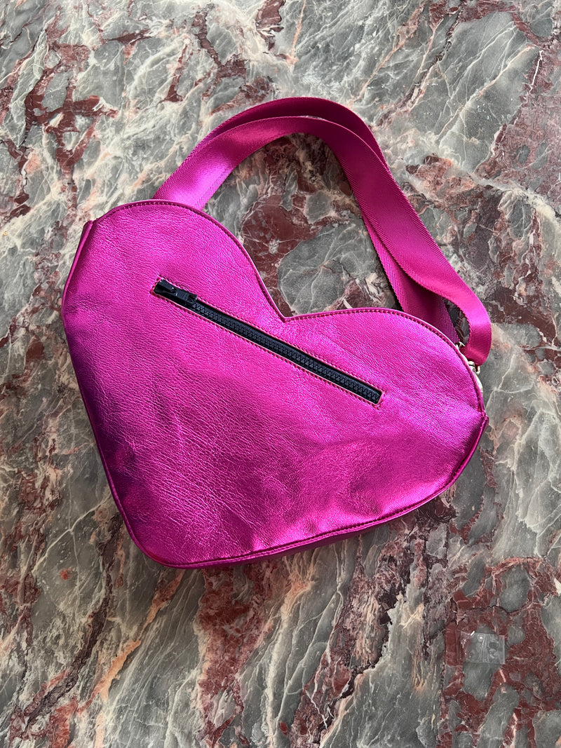 WINTER WONDER |  Leather Fushia Mon Amour Heart