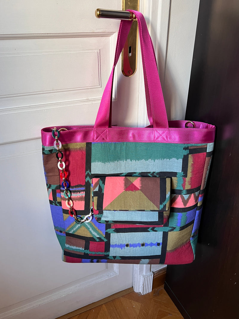 WINTER WONDER I Patterned Mega Tote and its ROSA