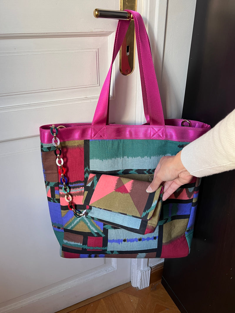 WINTER WONDER I Patterned Mega Tote and its ROSA