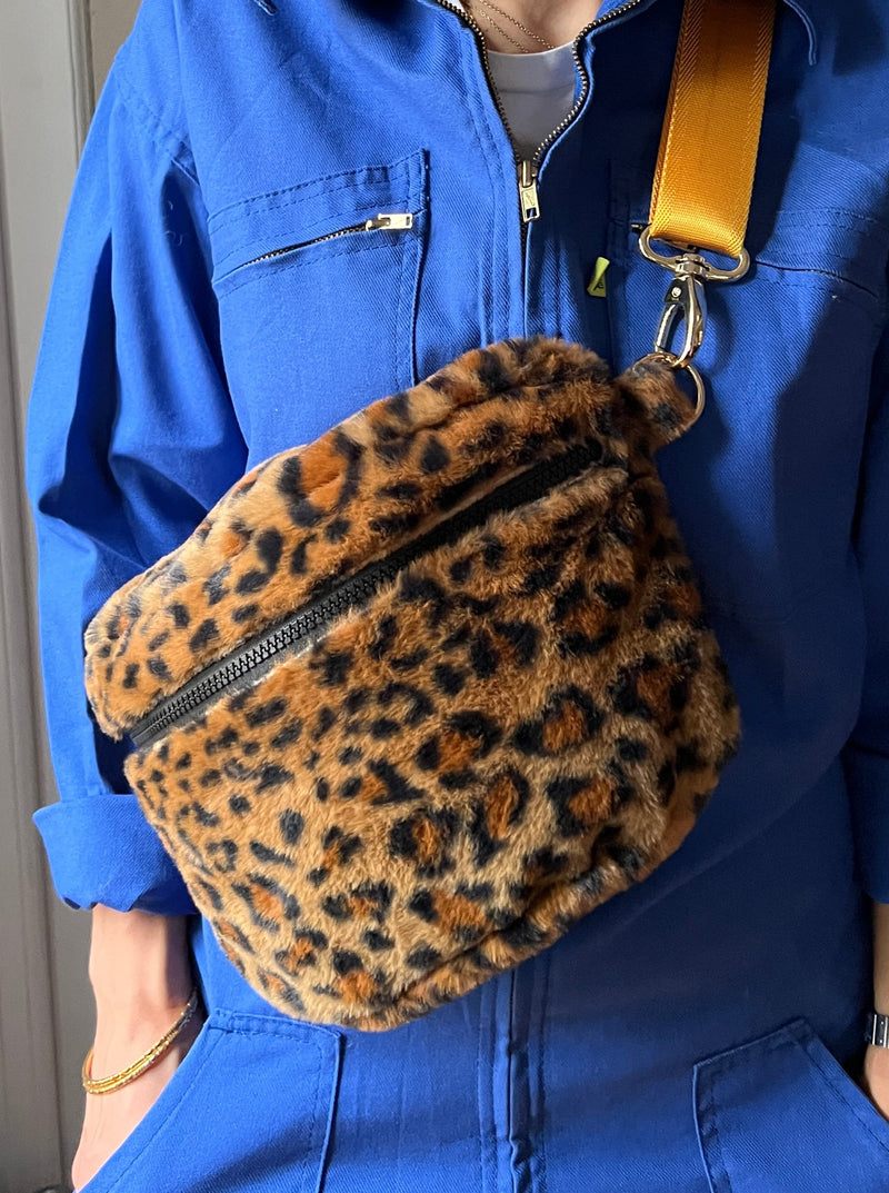 SUMMER | XL Leopard Teddy BySoBumBag *vegan-friendly*