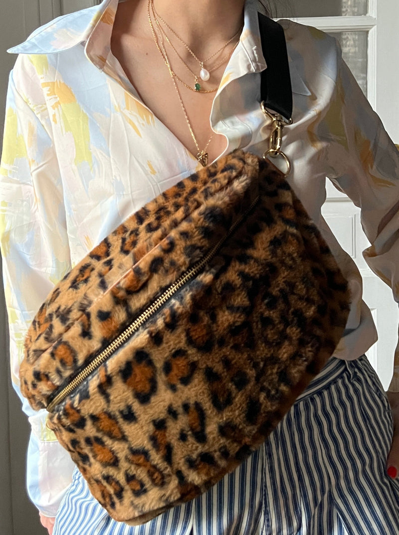 PEONIES | XXL Soft Leopard Fluffy BySoBumBag