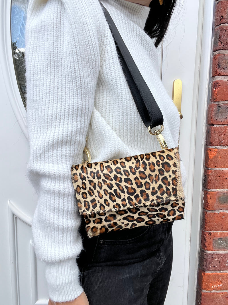 BACK TO THE CITY  | Leopard ROSA (Belt and strap not included)