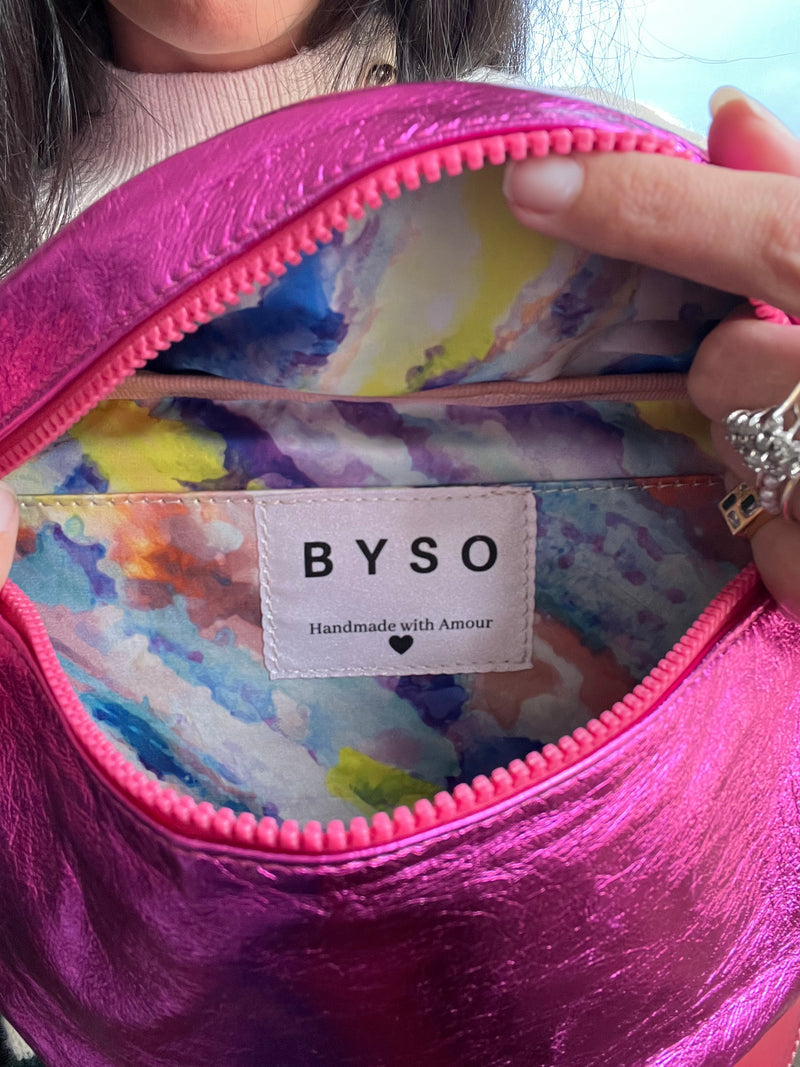 XL Shiny Fushia BySoBumBag