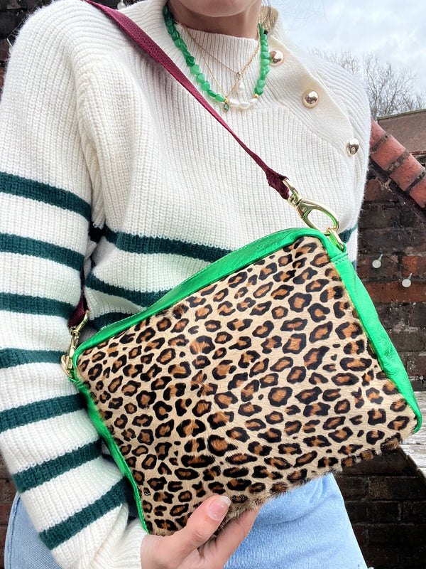 Leopard & Green pop Frida